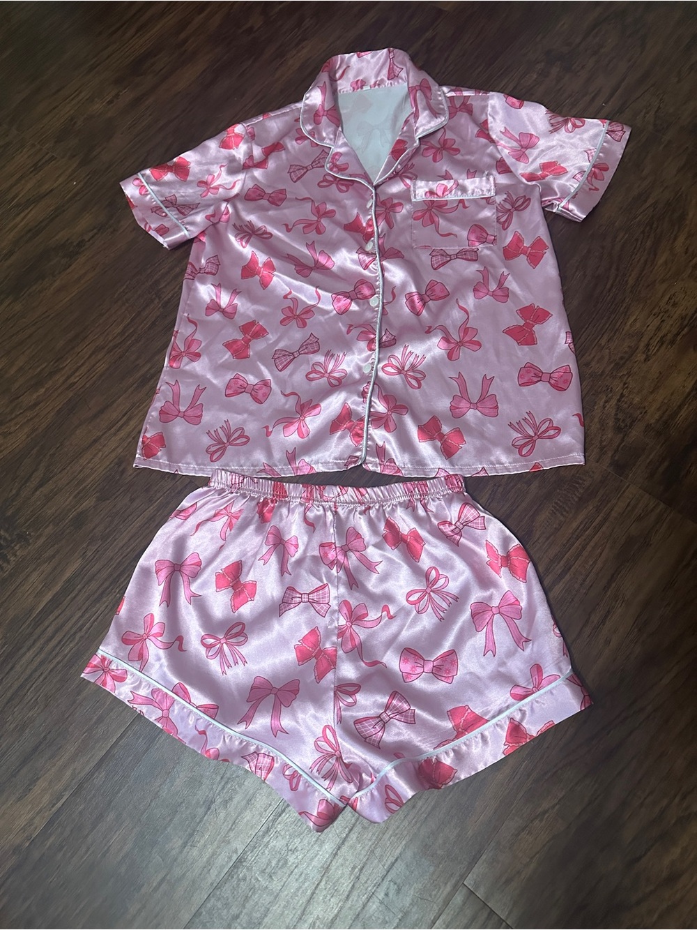 Pink Satin Bow-Print Short Pajama Set for Women